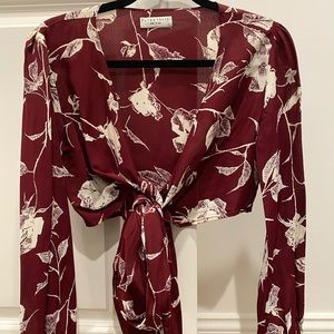 Flynn skye burgundy floral top size small